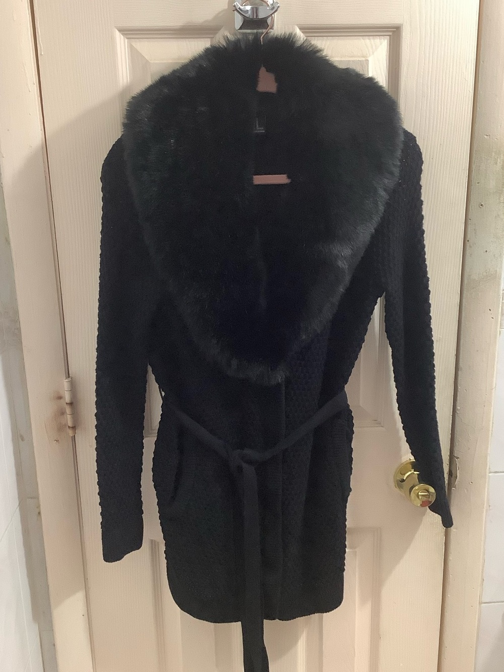 Forever 21 Black Faux-Fur Collar Belted Cardigan Y2K